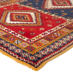 4'10" x 7'10" Vintage Moroccan