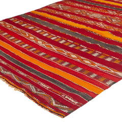 5'2" x 9'4" Moroccan Zemour Kilim
