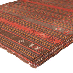 4'9" x 7'8" Maldari kilim