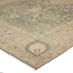 12' x 19'1" Vintage Distressed