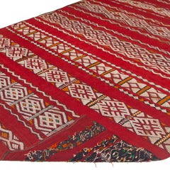 5'5" x 11'1" Moroccan Zemour Kilim