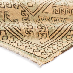 Turkish Gabbeh (5.7 x 8.7)ft