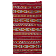 4'3" x 7'7"  Moroccan Zemour Kilim