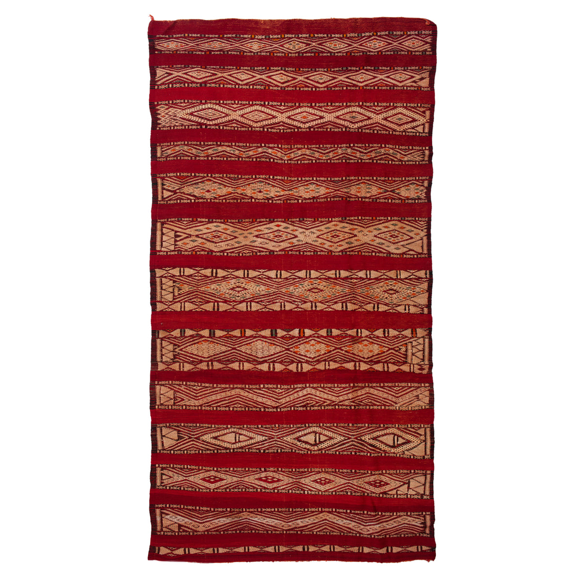 4'11" x 9'7"  Moroccan Zemour Kilim