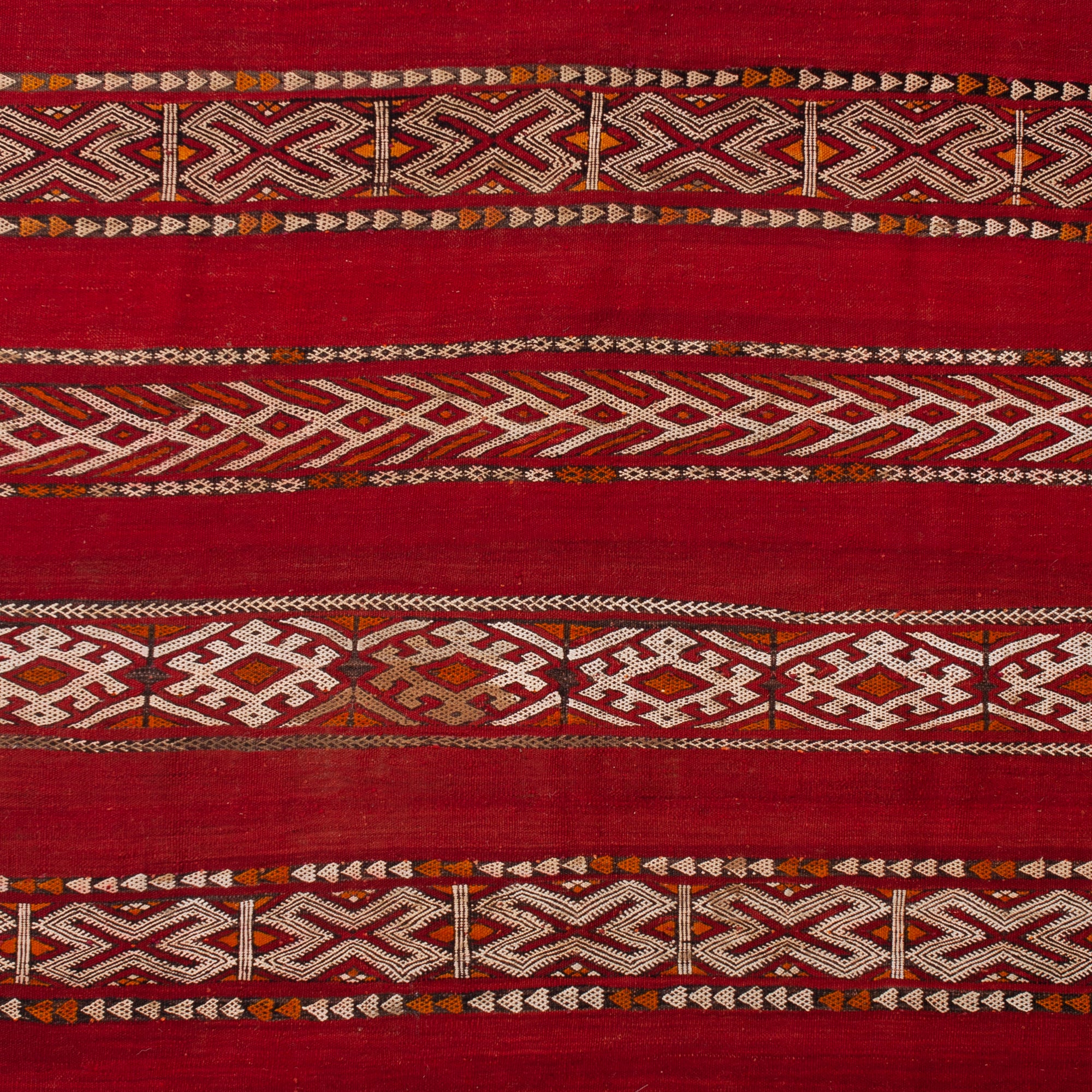 5'7" x 9'1"  Moroccan Zemour Kilim