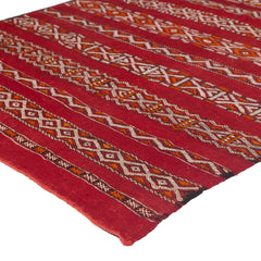 5'3" x 7'7"  Moroccan Zemour Kilim