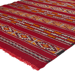 4'3" x 7'7"  Moroccan Zemour Kilim