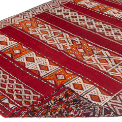 5'7" x 9'5"  Moroccan Zemour Kilim