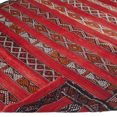 5'4" x 8'3"  Moroccan Zemour Kilim