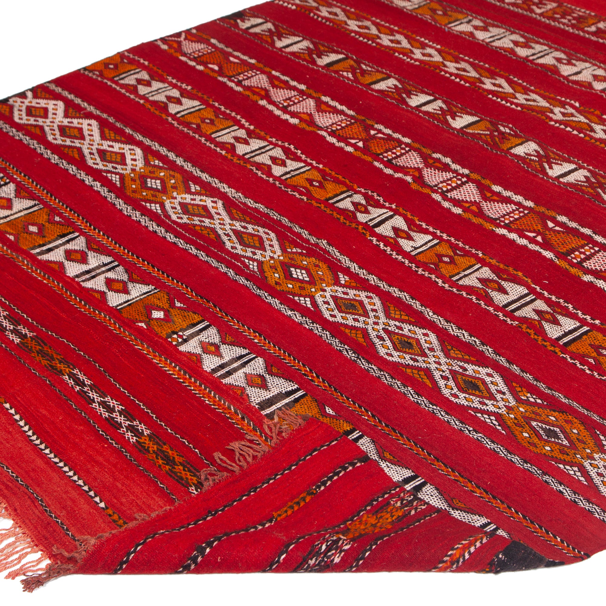 5'5" x 9'10"  Moroccan Zemour Kilim