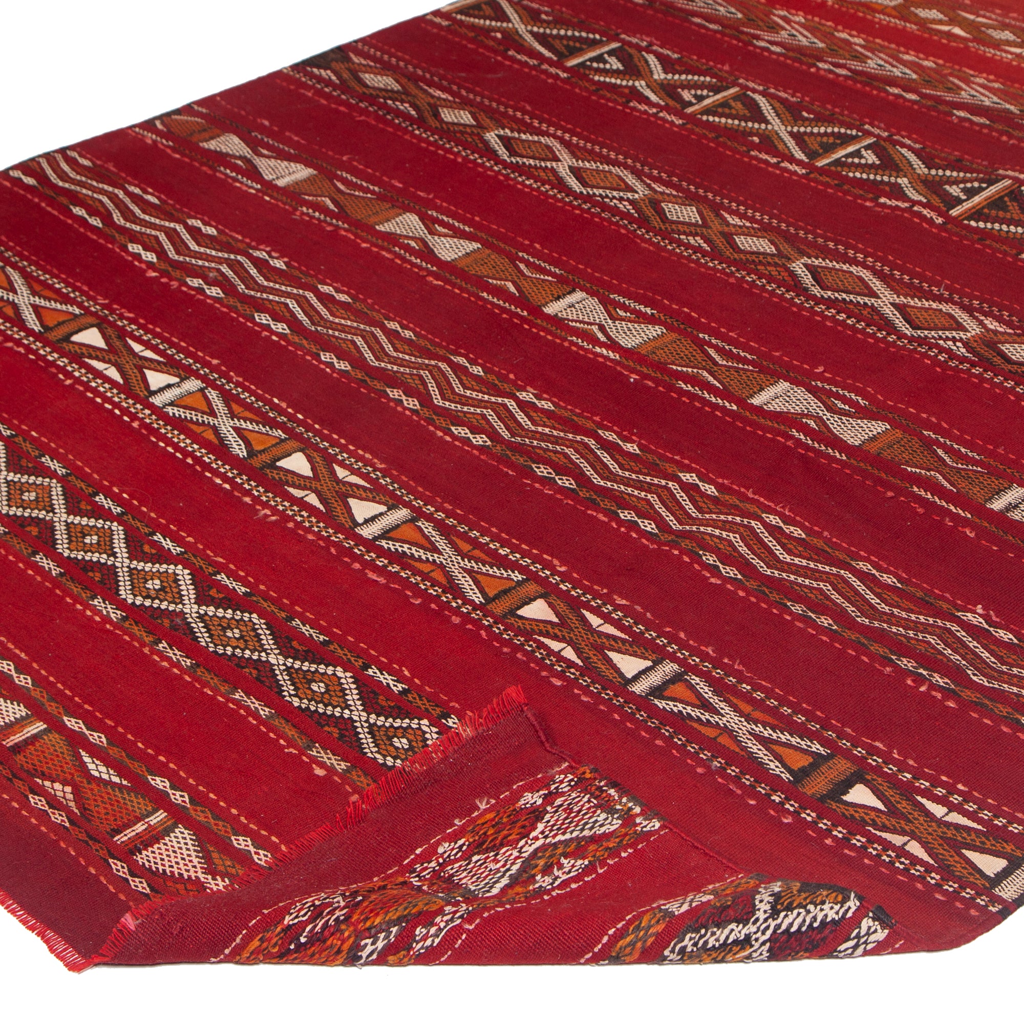 5'6" x 10'2"  Moroccan Zemour Kilim