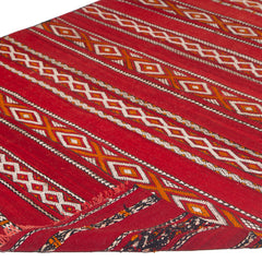 5'1" x 9'5" Moroccan Zemour Kilim