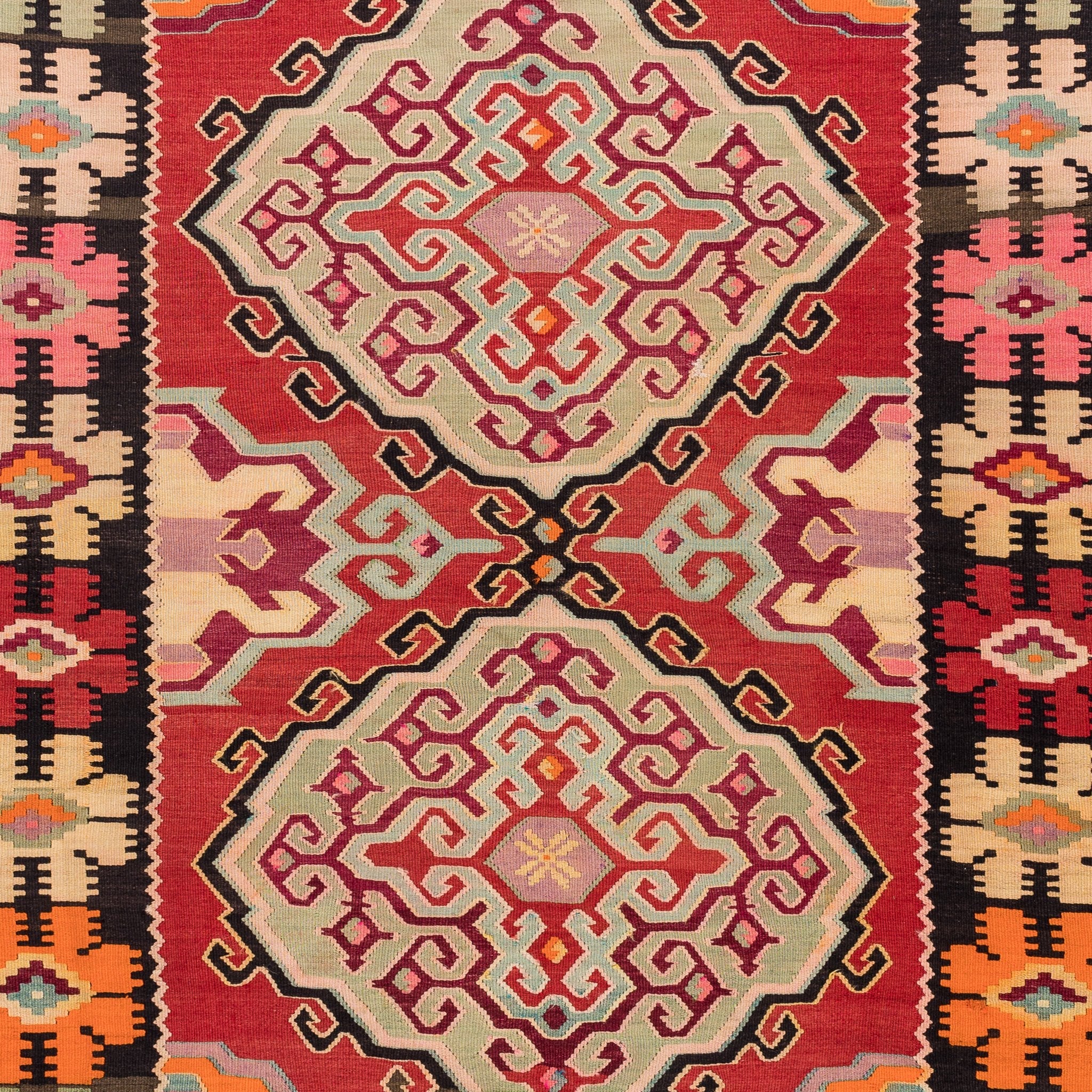 Ardebil Kilim (6.7 x 9.7)ft