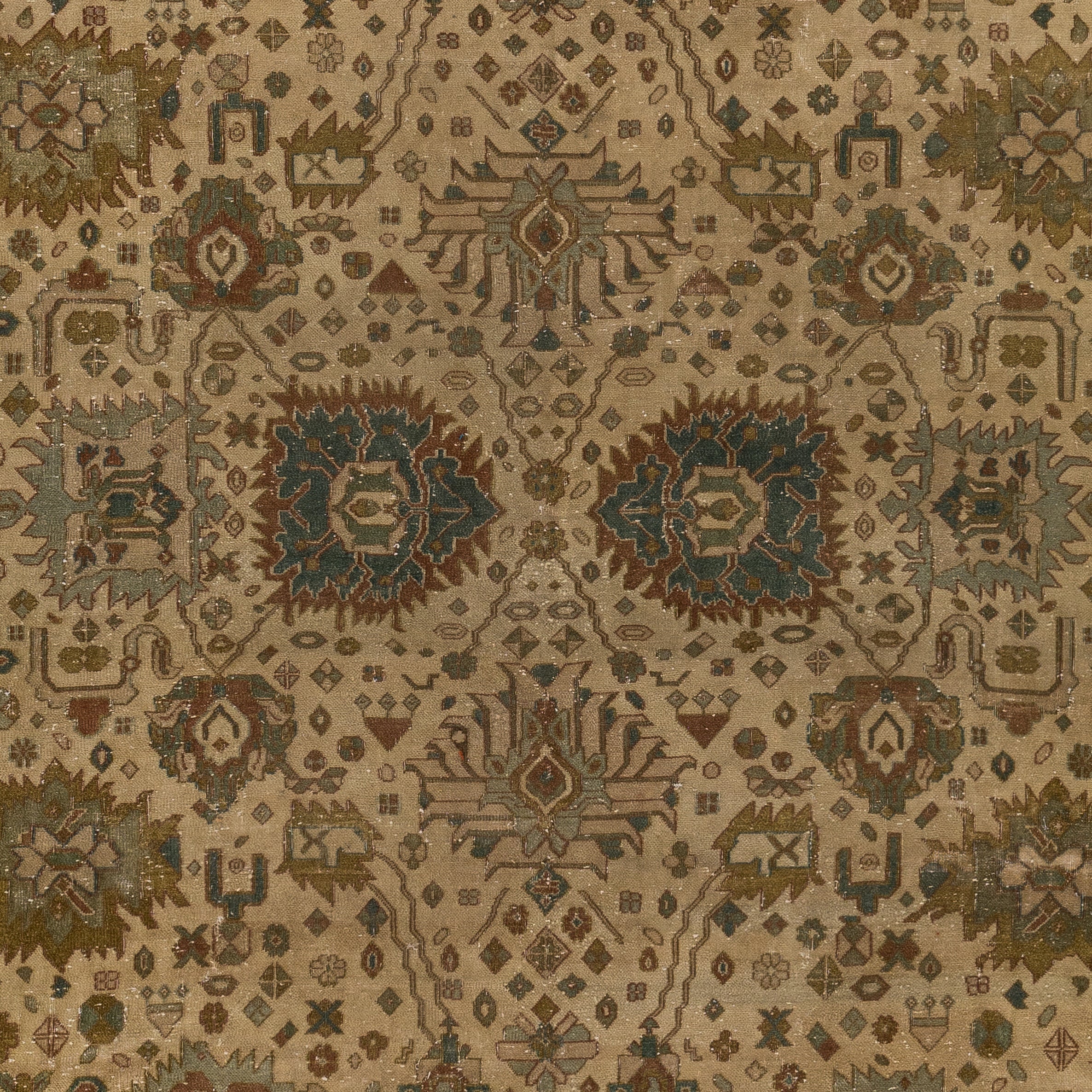 Sultanabad Rug (11.6 x 17.9)ft