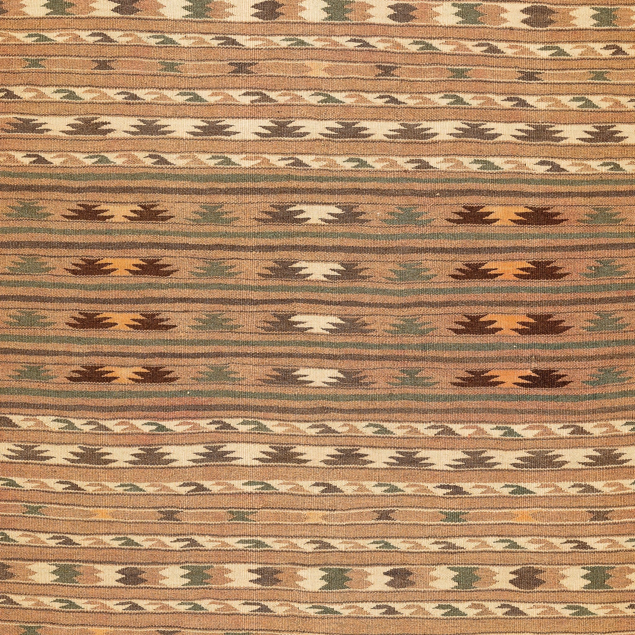 Turkmen Kilim (3.7 x 6.3)ft