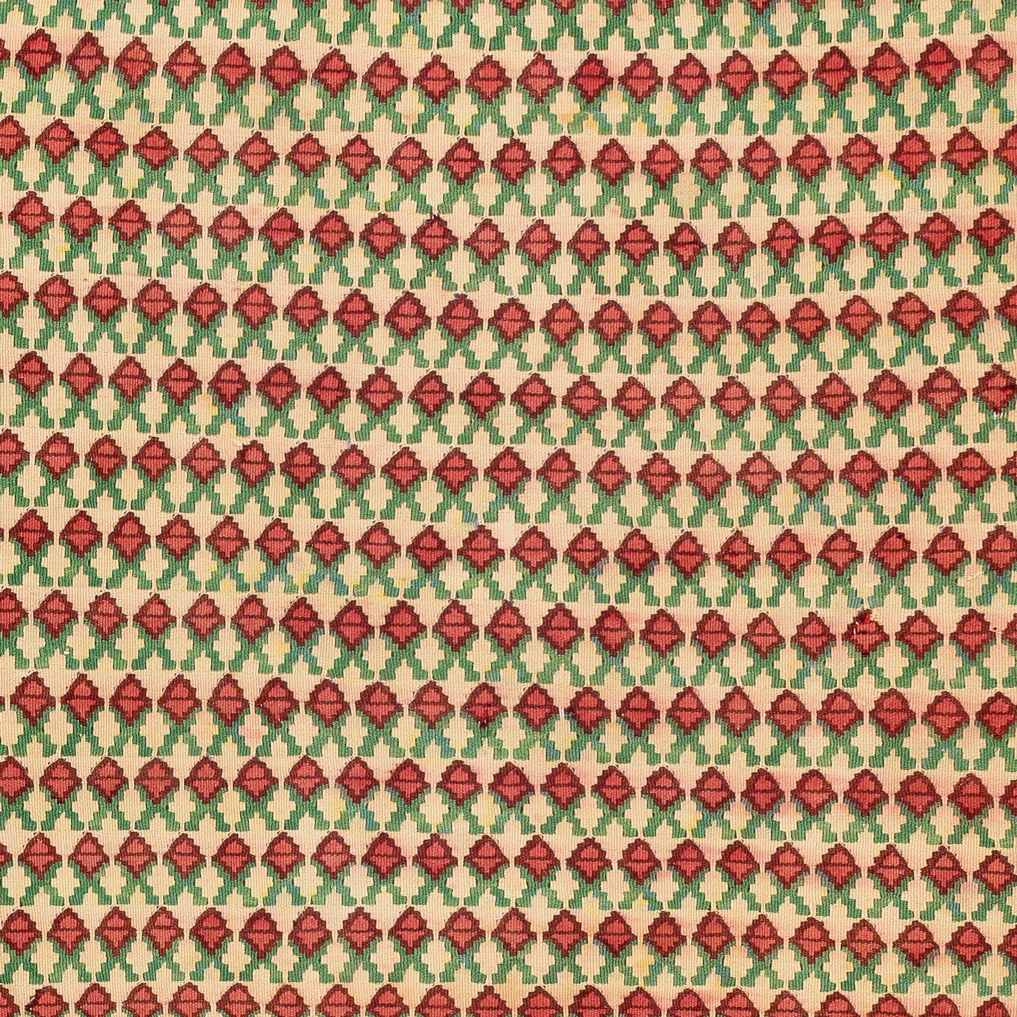 Senneh Kilim (3.9 x 4.8)ft