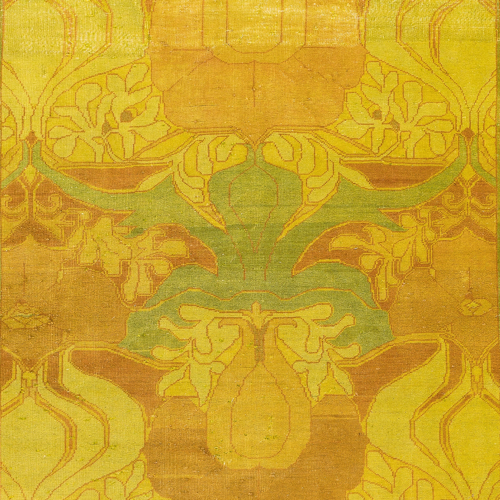 Sultanabad Rug (5.9 x 9)ft