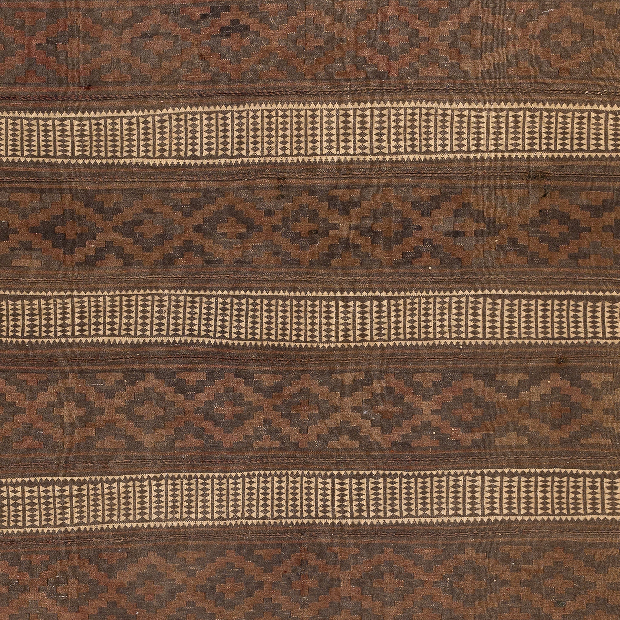 Golbarjasta Kilim (6.2 x 9.8)ft