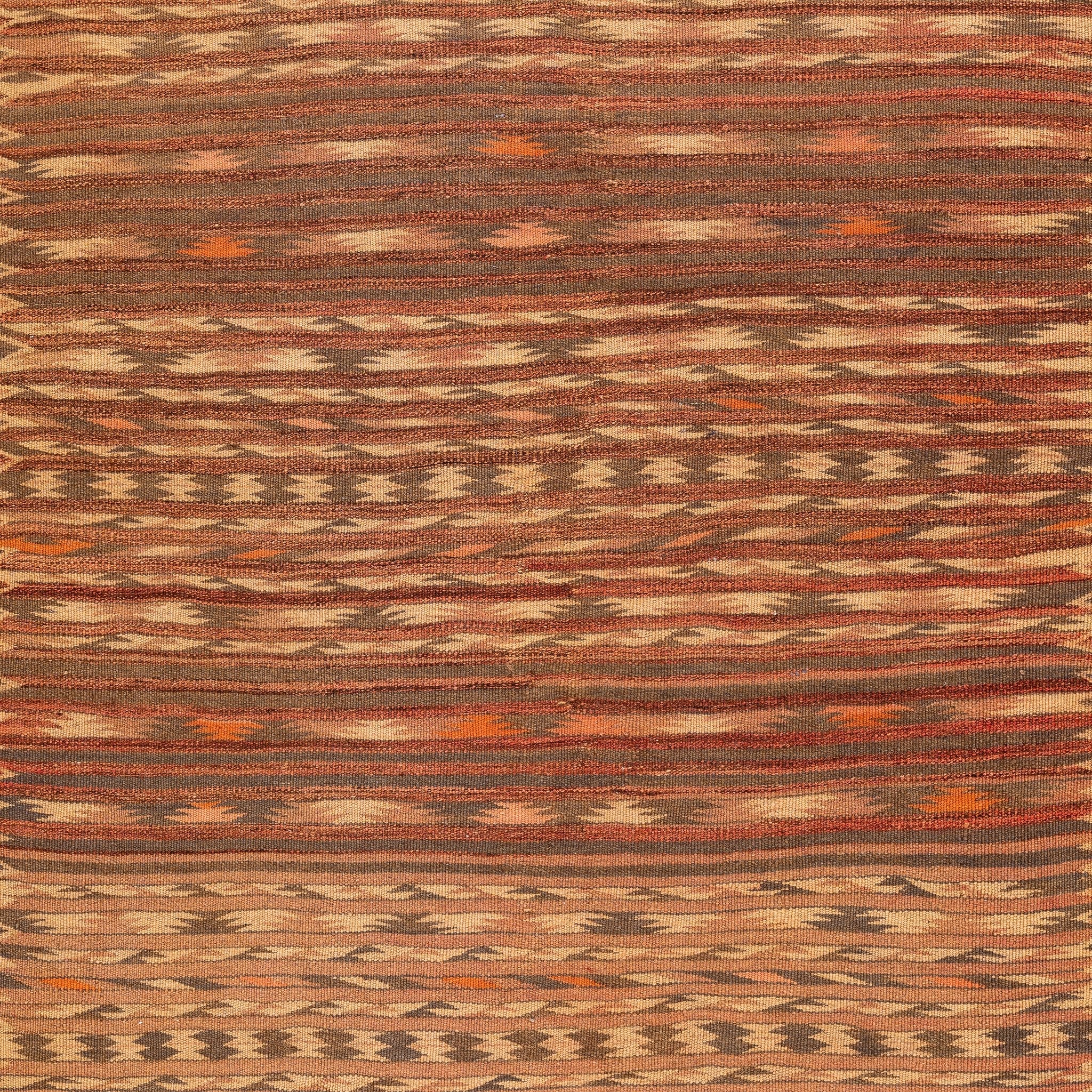 Turkmen Kilim (3.8 x 6.1)ft