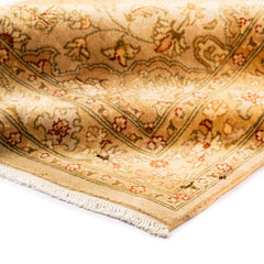 Tabriz Rug (2.6 x 10)ft