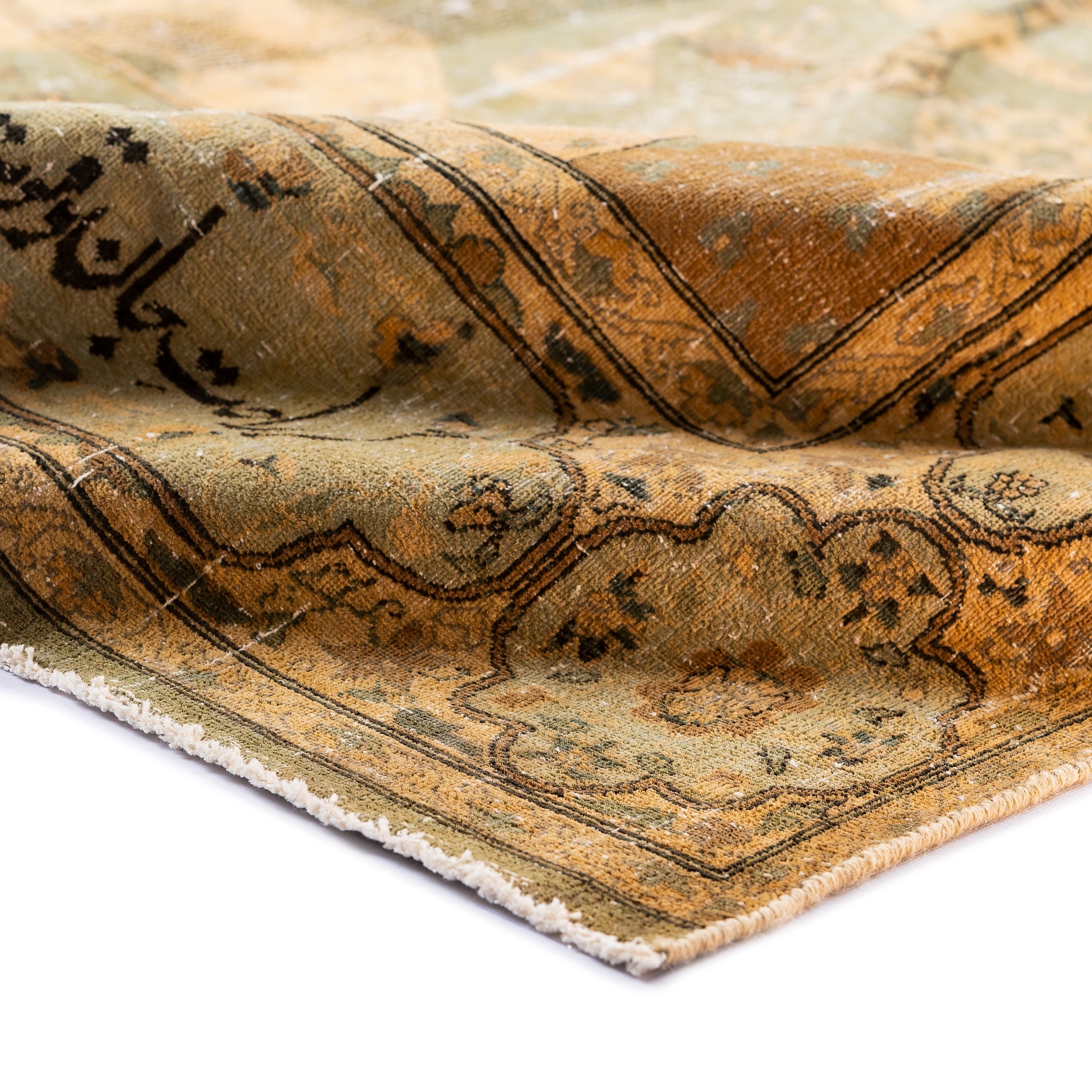 Pictorial Rug (4.4 x 8.4)ft